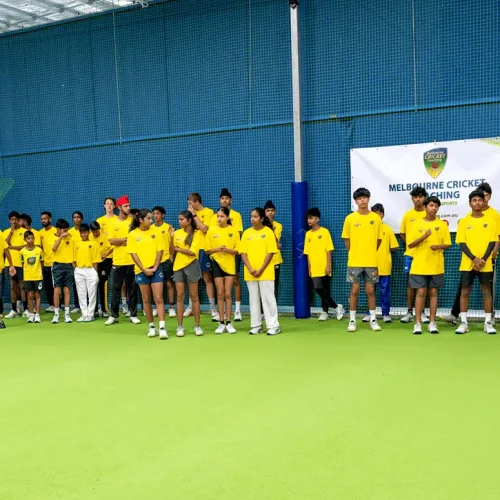 Poster celebrating the sold-out success of Melbourne Cricket Coaching’s elite fast bowling clinic with Sri Lankan greats Chaminda Vaas and Prabath Nissanka. The event offered expert training and mentoring to junior cricketers in Victoria.