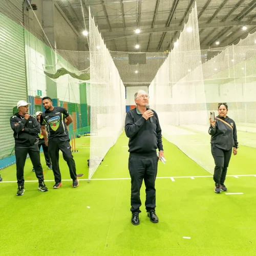 Visual summary of the exclusive fast bowling masterclass conducted by cricket legends Chaminda Vaas and Prabath Nissanka, hosted by Melbourne Cricket Coaching. The event featured two sold-out sessions for aspiring fast bowlers aged 12 and above.
